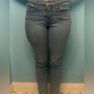 Levi’s 311 Shaping Skinny Light Blue